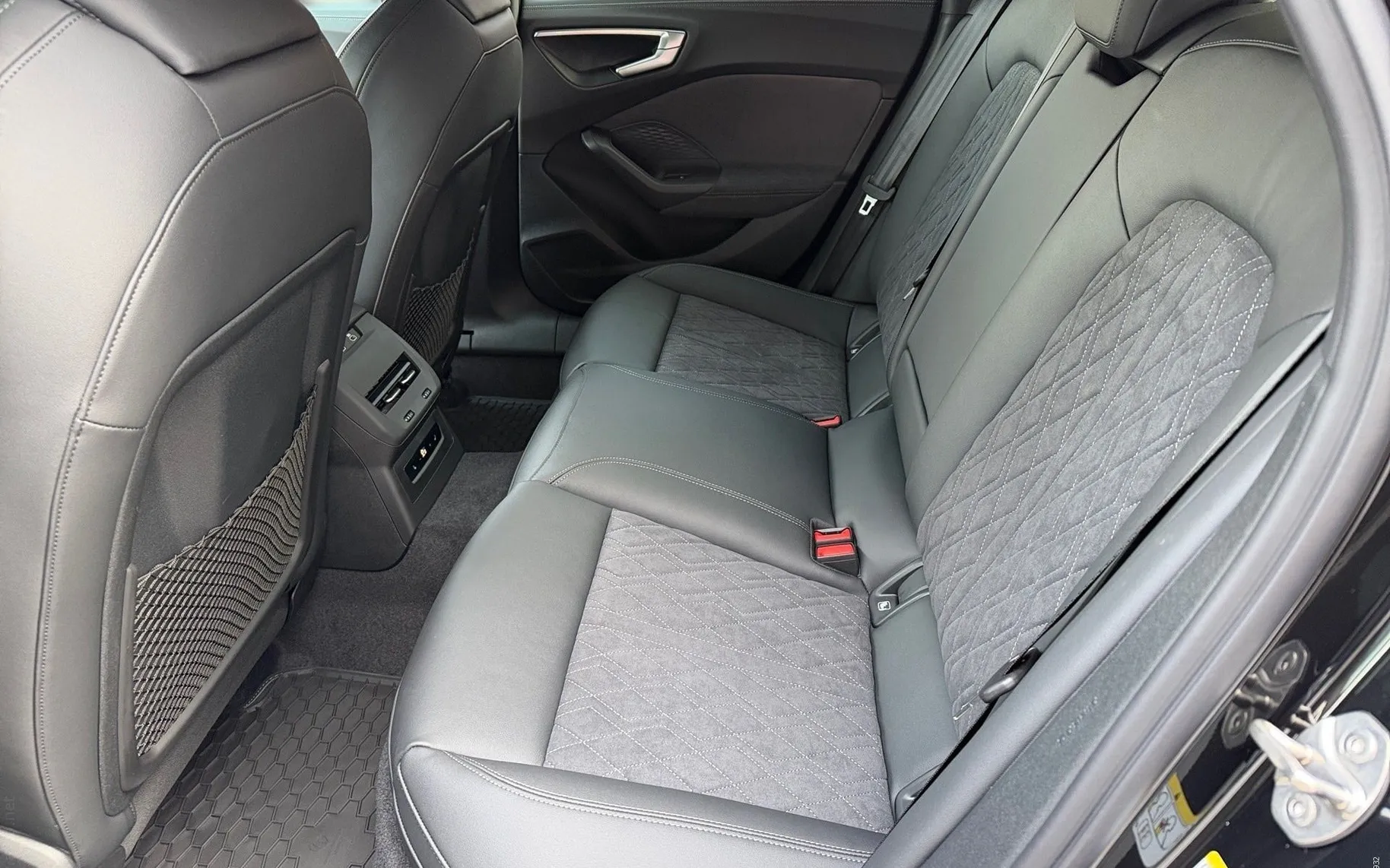 Notranja slika - Audi A5 - TFSI quattro 150kW S tronic... - 11