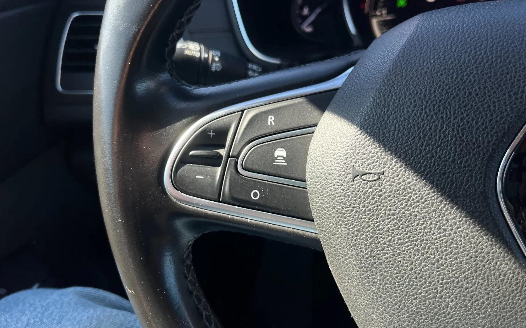 Zunanja slika - Renault Talisman - Blue dCi 160 Business EDC LED.NAVI.2XPDC.KAM.MASAŽ - 20
