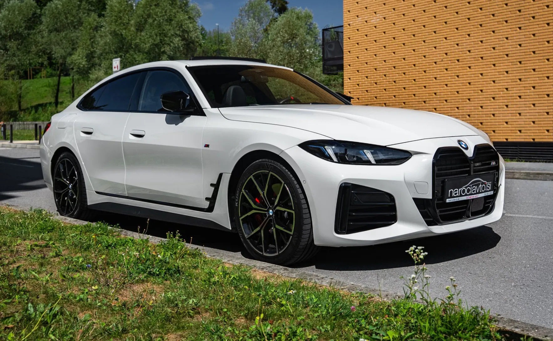 Zunanja slika - BMW Serija 4 - Gran Coupe: 440i xDrive - Šibedah - Harman Kardon - Memo - 3