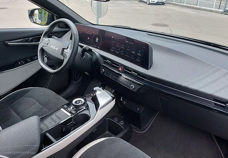 Zunanja slika - KIA EV6 - GT-Line Energy 77 kWh. 168kW RWD - 9