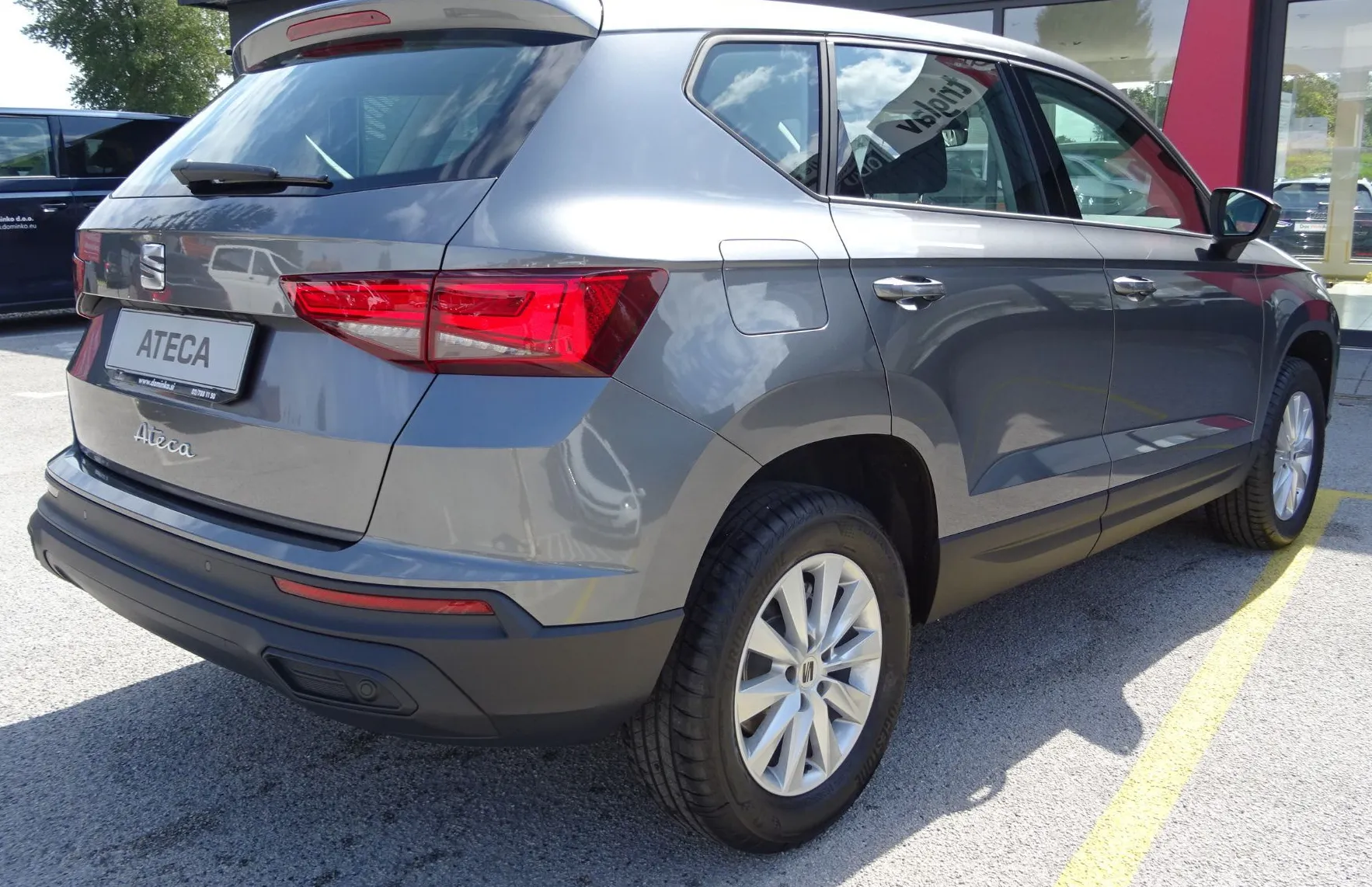 Zunanja slika - Seat Ateca - 1.0 TSI 85 KW HOLA -NA ZALOGI - - 5