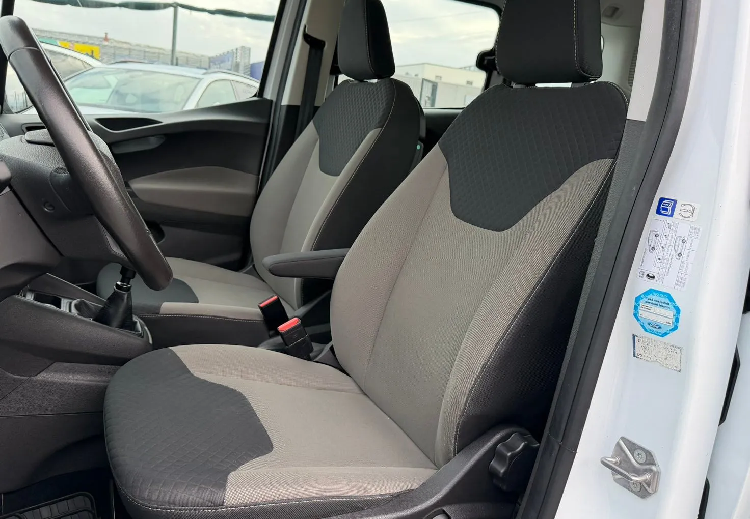 Zunanja slika - Ford Tourneo - Courier 1.5 TDCI 2X DRSNA-KLIMA-VEC VOZIL-6PRESTAV-SLO - 8