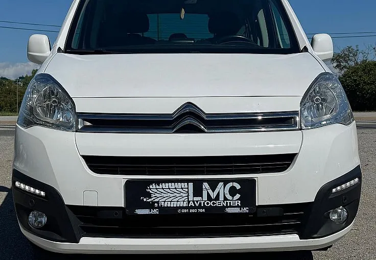 Zunanja slika - Citroën Berlingo - 1.5 HDi 102ks °1.LASTNIK° °KLJUKA° °LED° KLIMA SLO - 2