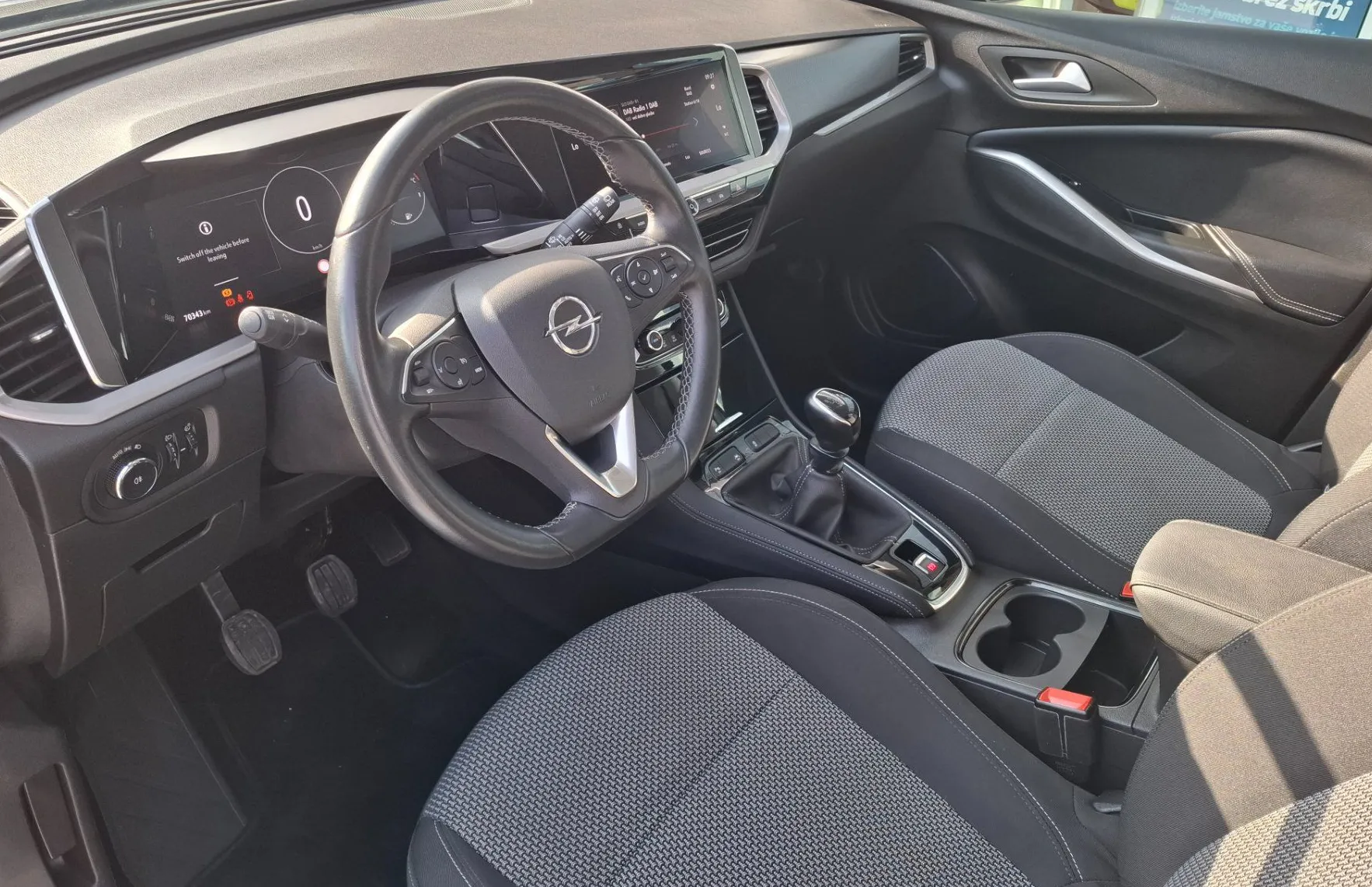 Zunanja slika - Opel Grandland - 1.2 TURBO 96KW - POTRJENA SERVISNA - AKCIJSKA CENA - 9