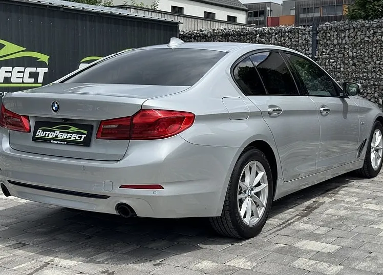 Zunanja slika - BMW Serija 5 - : 520d Aut. Sport Line |Kam||Gr.Sed.|Navi|Ambi - 6