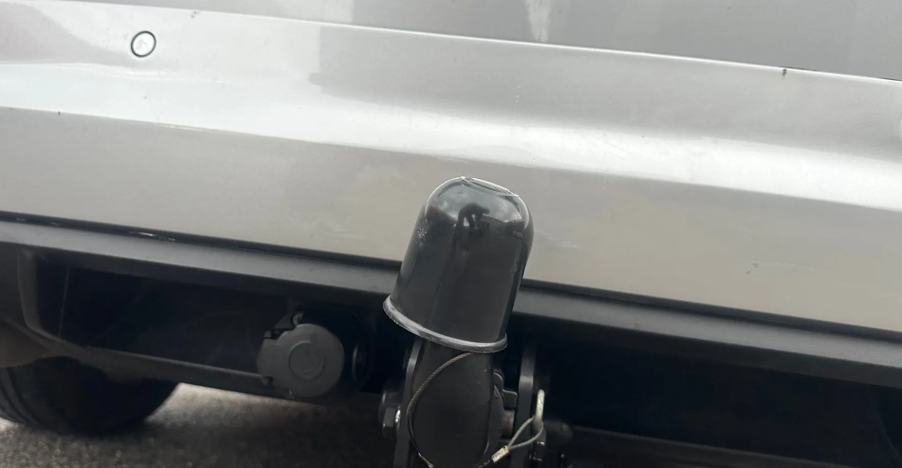 Zunanja slika - Volkswagen Touran - 2.0 TDI DSG.NAVI.KAMERA.NAREJEN VEL.SERVIS+MENJALN - 16