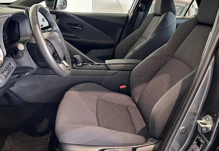 Zunanja slika - Toyota C-HR - Hybrid 1.8 C-OOL Avt. -SLO-1 LASTNIK- - 9