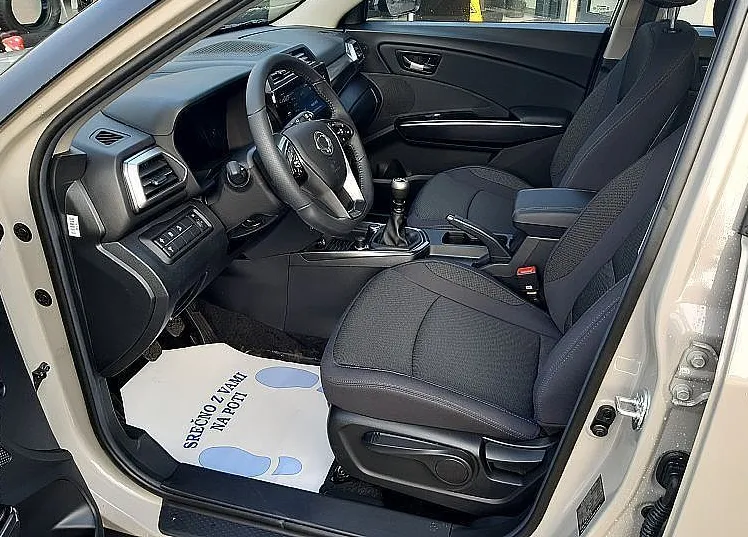Zunanja slika - SsangYong Tivoli - 1.5 GDI-T FRESH - 7