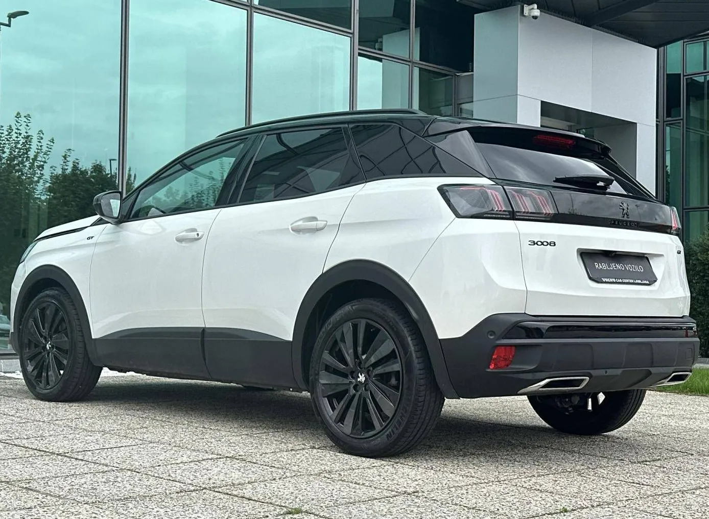 Zunanja slika - Peugeot 3008 - 1.2 PureTech 130 EAT8 GT ACC MRTVI KOT... - 7