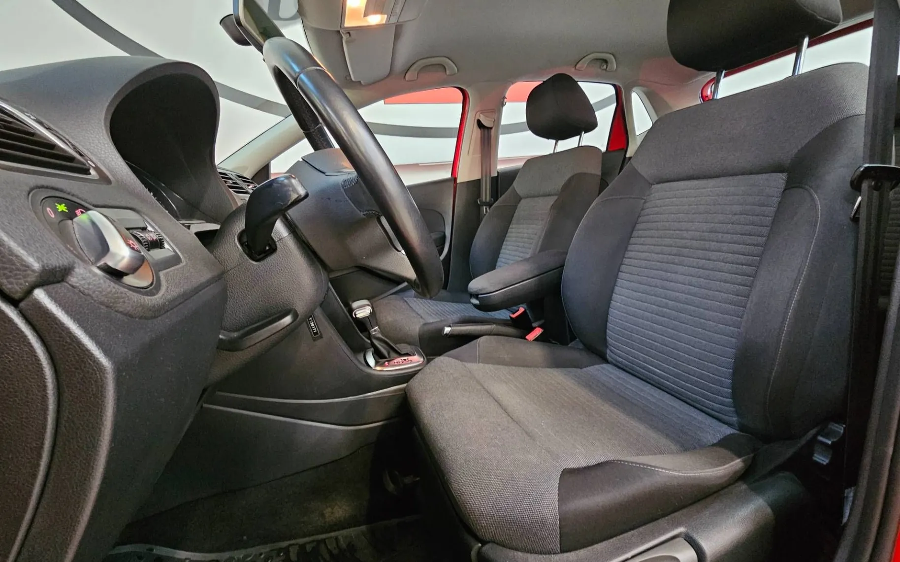 Zunanja slika - Volkswagen Polo - 1.4 Comfortline DSG - 5