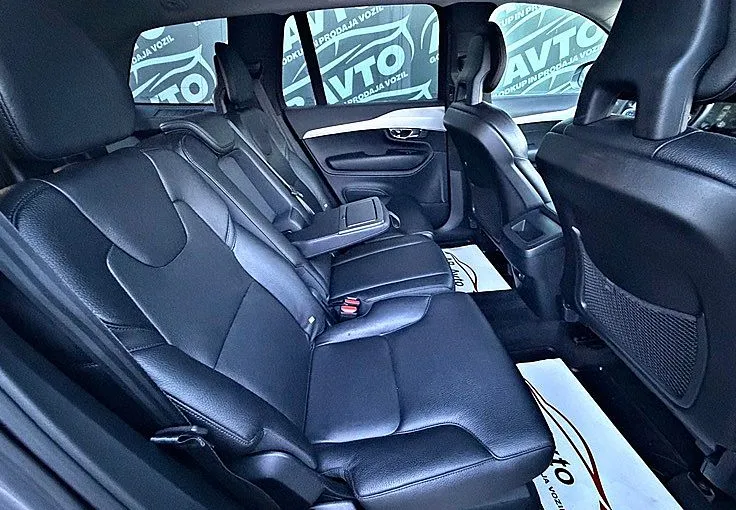 Zunanja slika - Volvo XC90 - D5 AWD Momentum Geartronic+4X4+LED+USNJE+VIRTUAL - 11