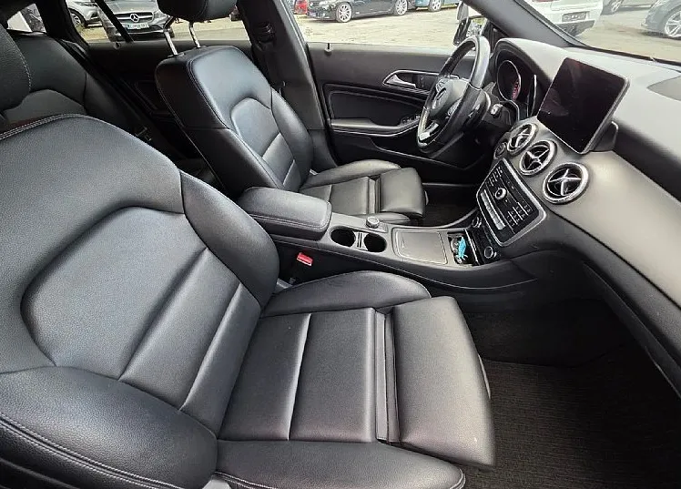 Zunanja slika - Mercedes-Benz CLA-Razred - CLA Shooting Brake CLA 200D LED-NAVI-KAMERA-GRETJE SEDEŽEV - 12