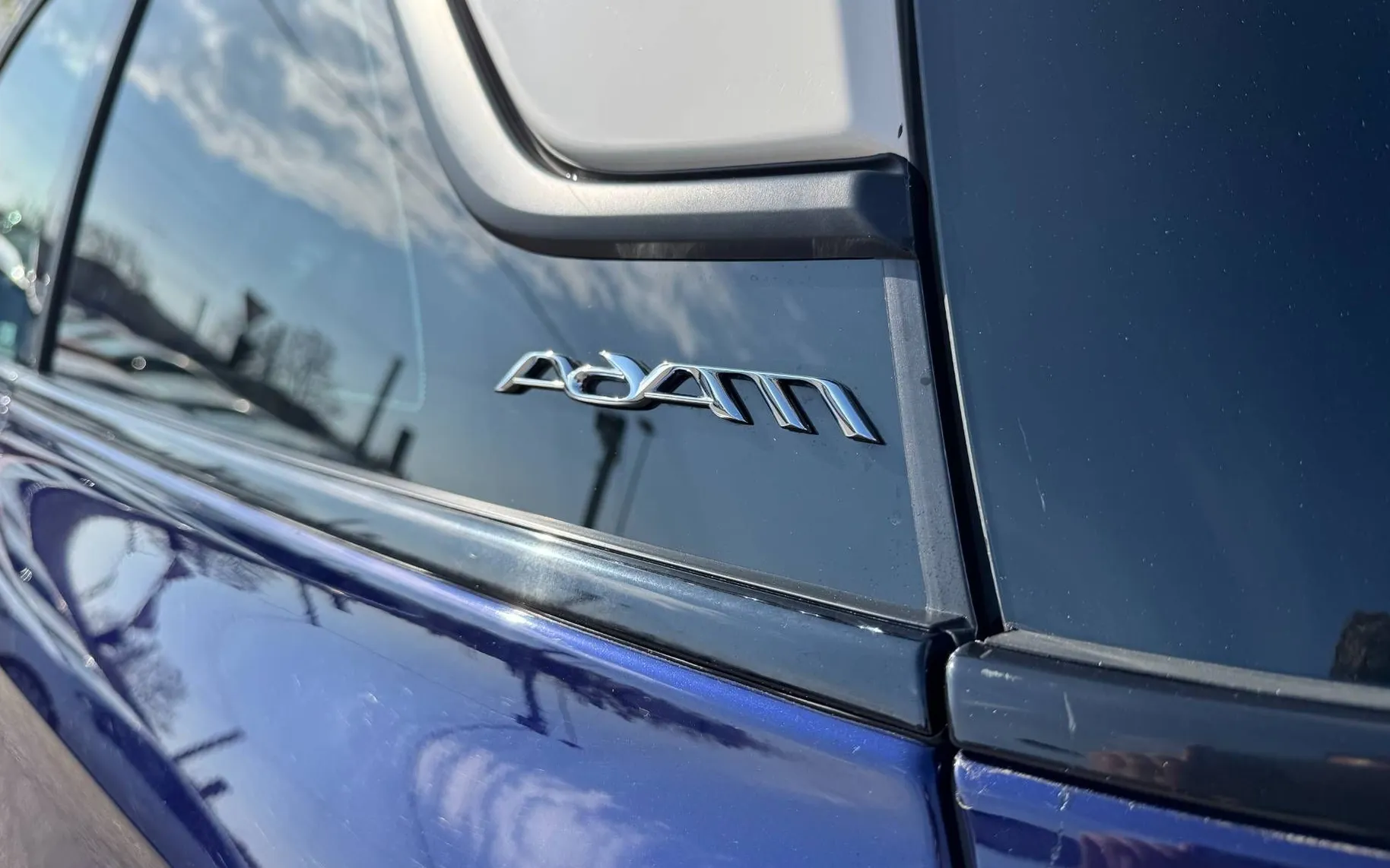 Zunanja slika - Opel Adam - VIOLA°SLO°2.LAST°DVOBARVEN°TEMPOMAT°BLUETOOTH°AL.. - 12