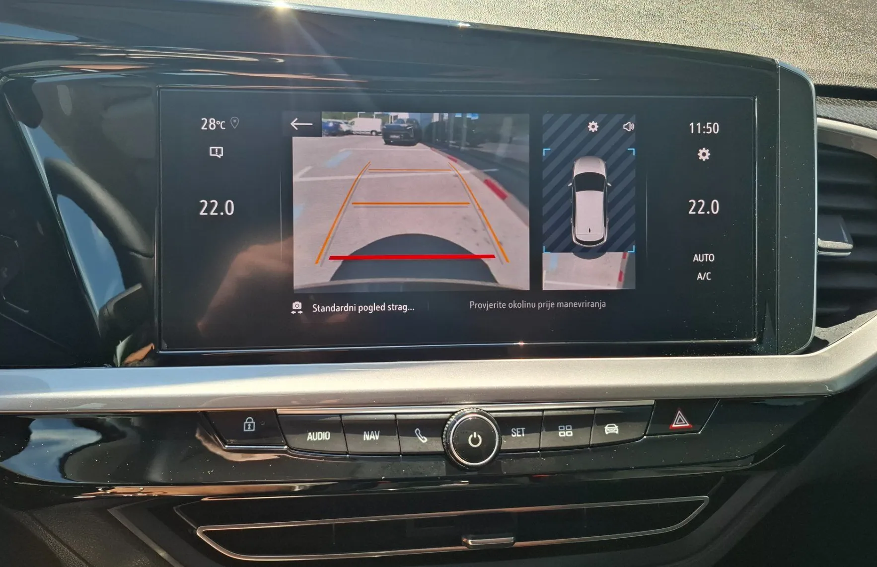 Zunanja slika - Opel Grandland - 1.2 GS Line - POTRJENA KNJIGA + AKCIJSKA CENA - 17