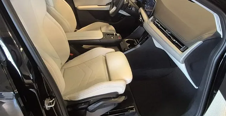 Zunanja slika - BMW Serija 2 - Active Tourer: 218d DCT NA VOLJO 7 2026 - 13