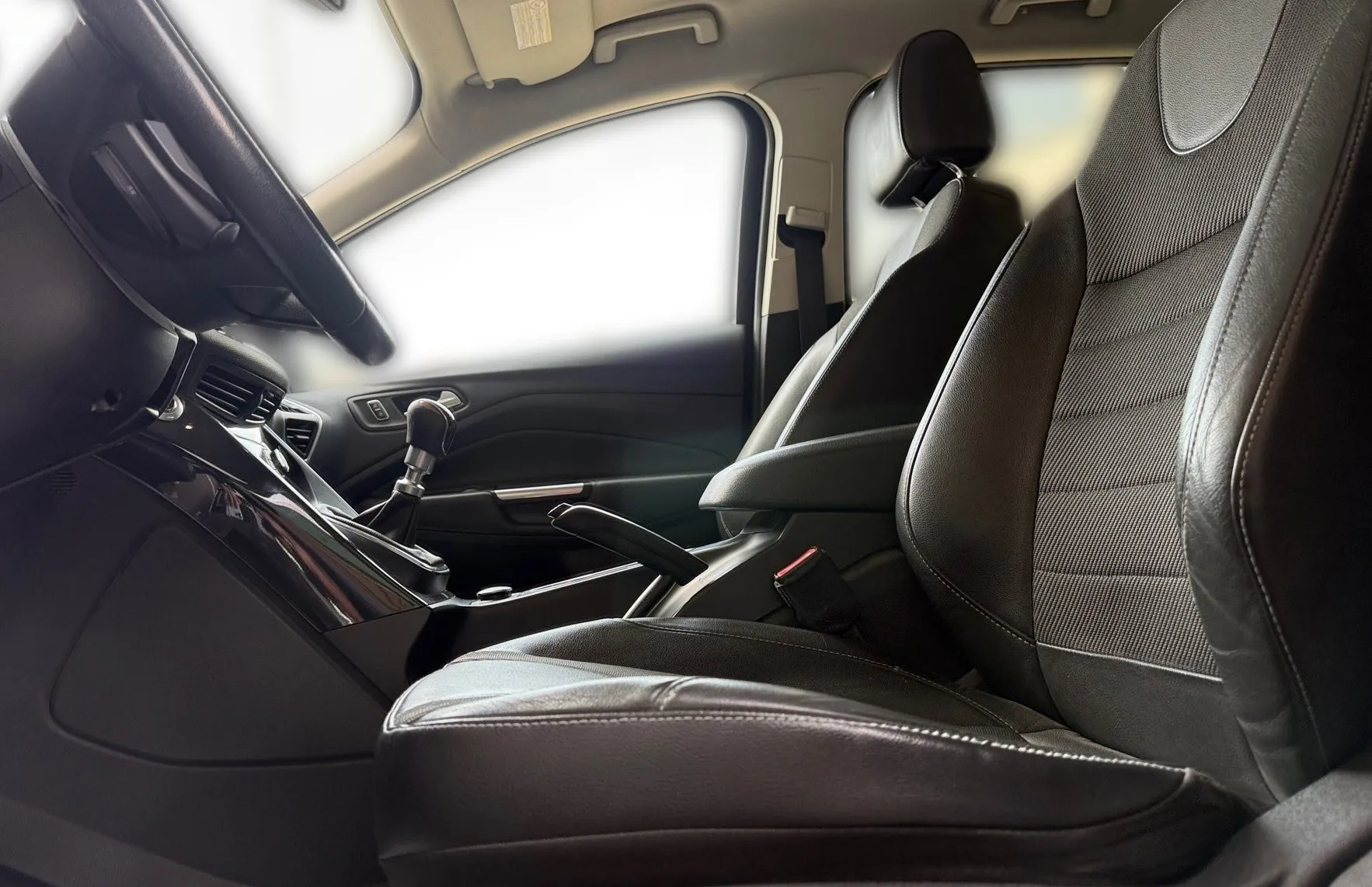 Zunanja slika - Ford Kuga - 2.0 TDCi TITANIUM SLOVENSKI 1.LASTNIK - 15
