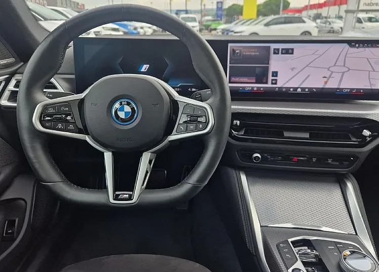 Zunanja slika - BMW i4 - eDrive40 POSEBNA PONUDBA - 12