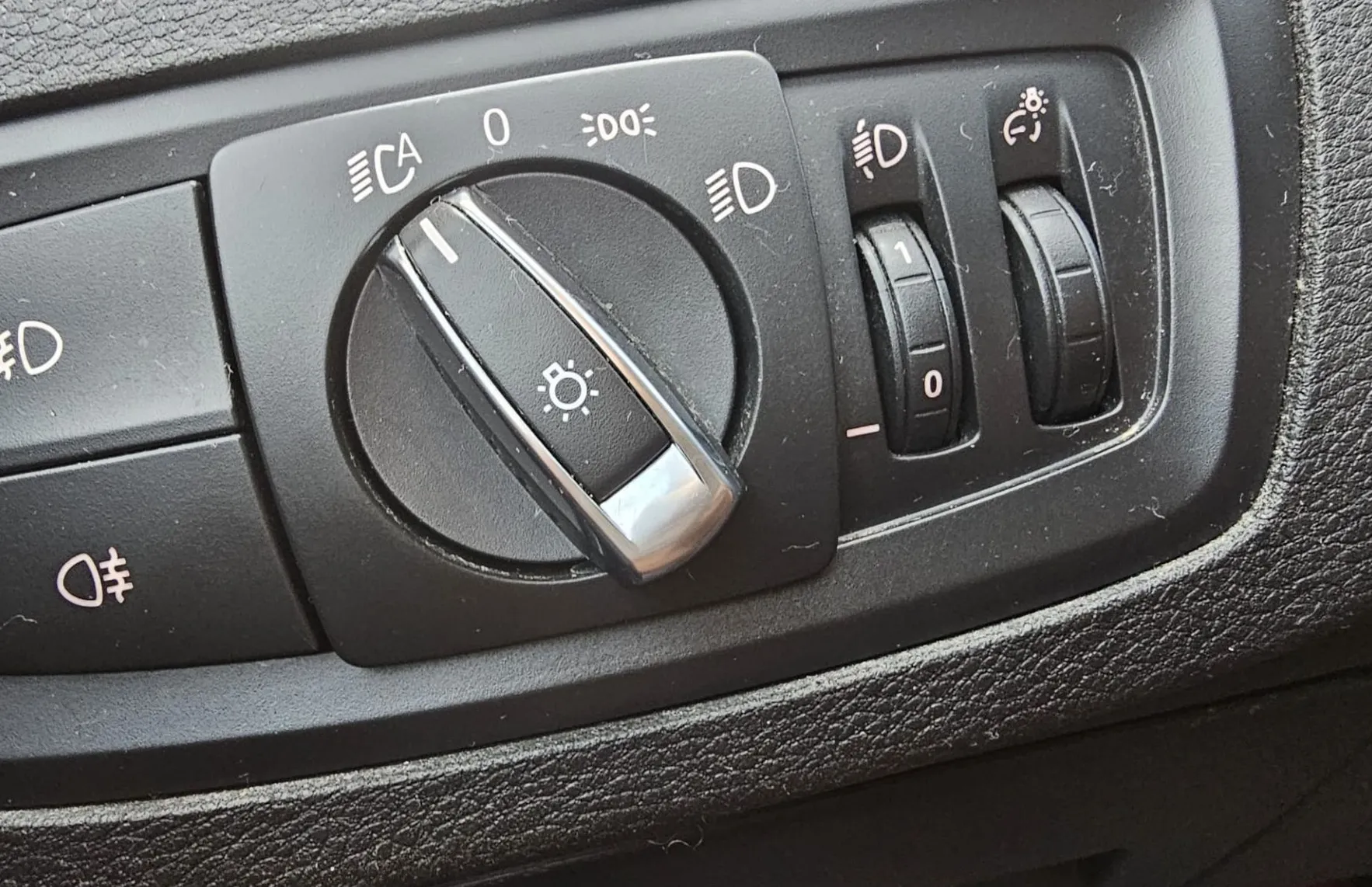 Zunanja slika - BMW X1 - serija : xDrive18d Advantage|navi|el prtljažnik|fulLED|alu - 14