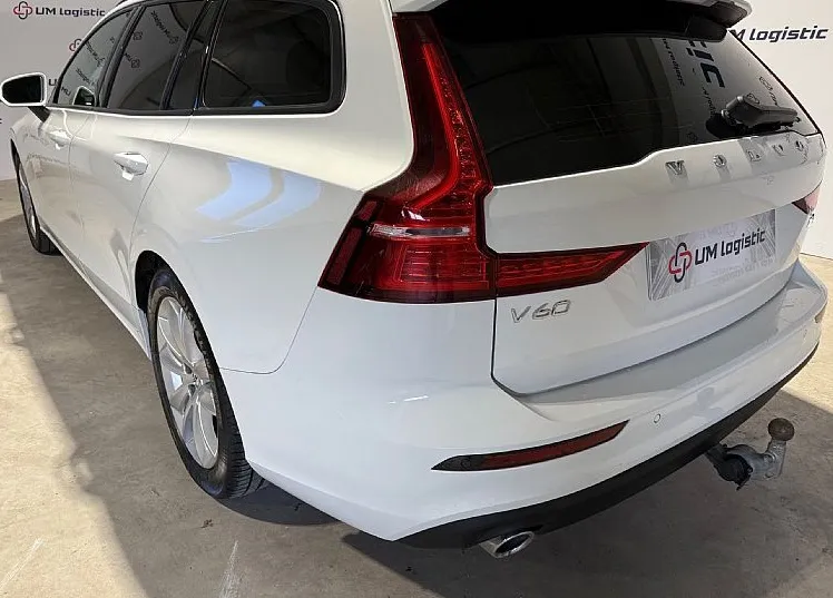 Zunanja slika - Volvo V60 - D4 AUT Momentum - VLEČNA KLJUKA - 6