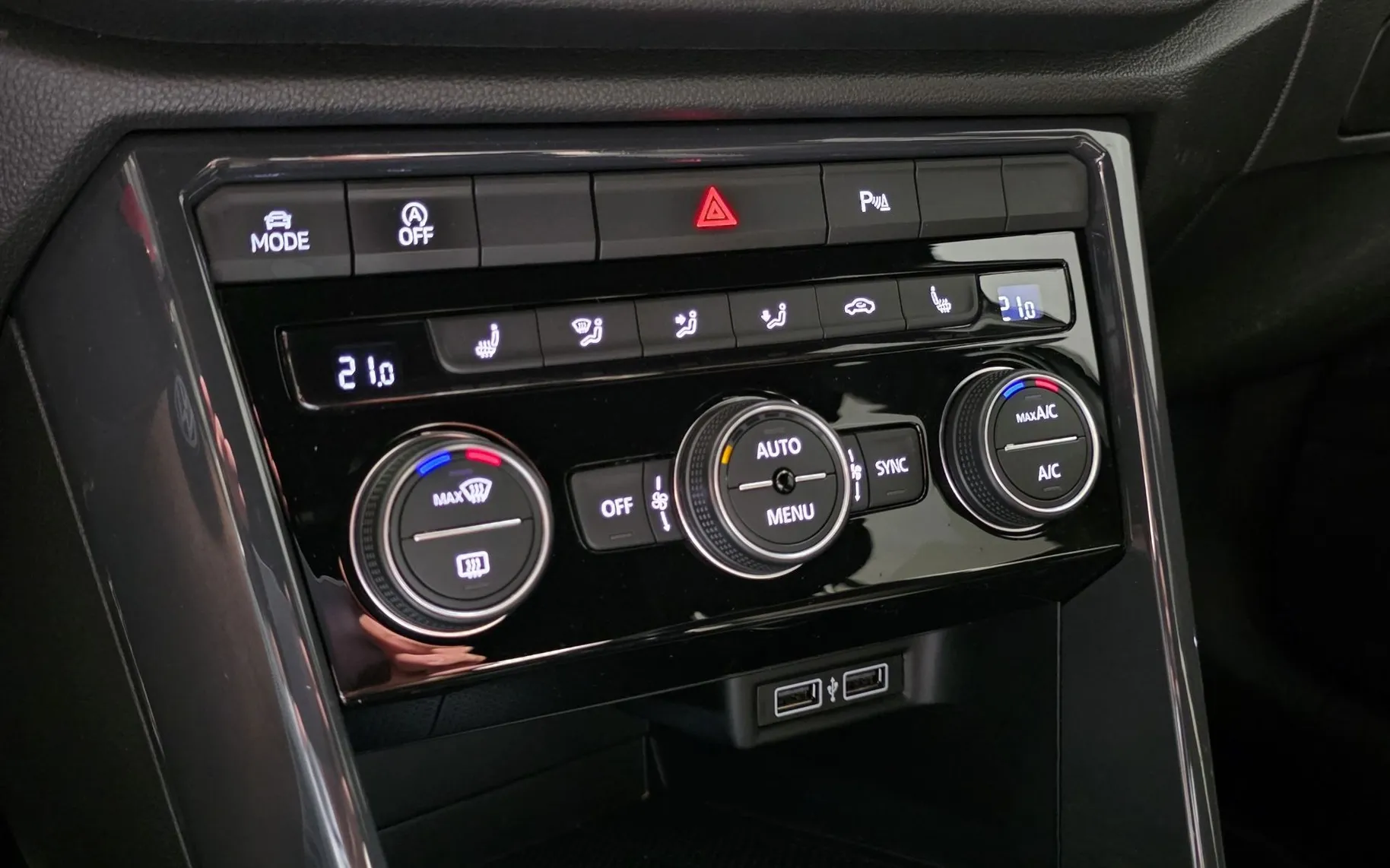 Zunanja slika - Volkswagen T-Roc - 2,0 TDI BMT Sport 1LAST SLO VIRTUAL ACC LANE LED KLJUKA - 14