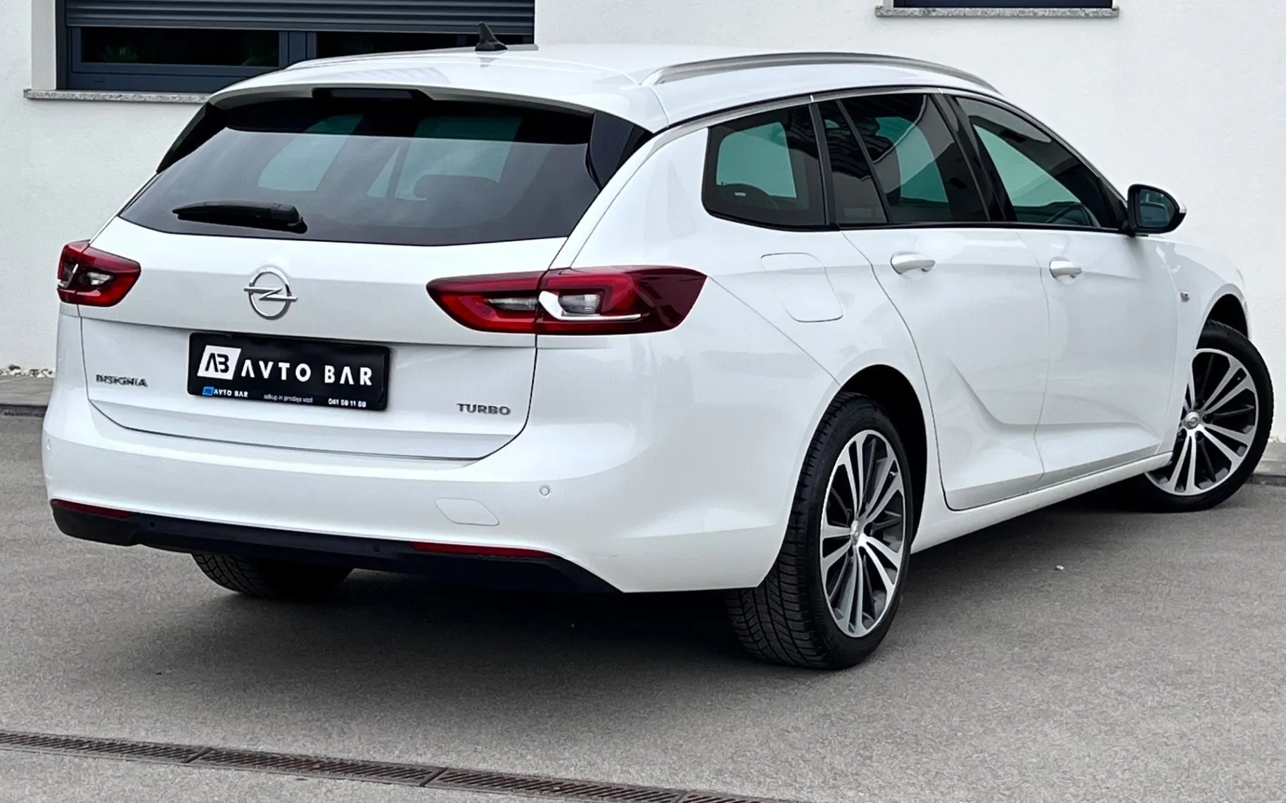 Zunanja slika - Opel Insignia - Sports Tourer 1.5 Turbo+1.LAST+SLO+ALU+NAVI... - 6