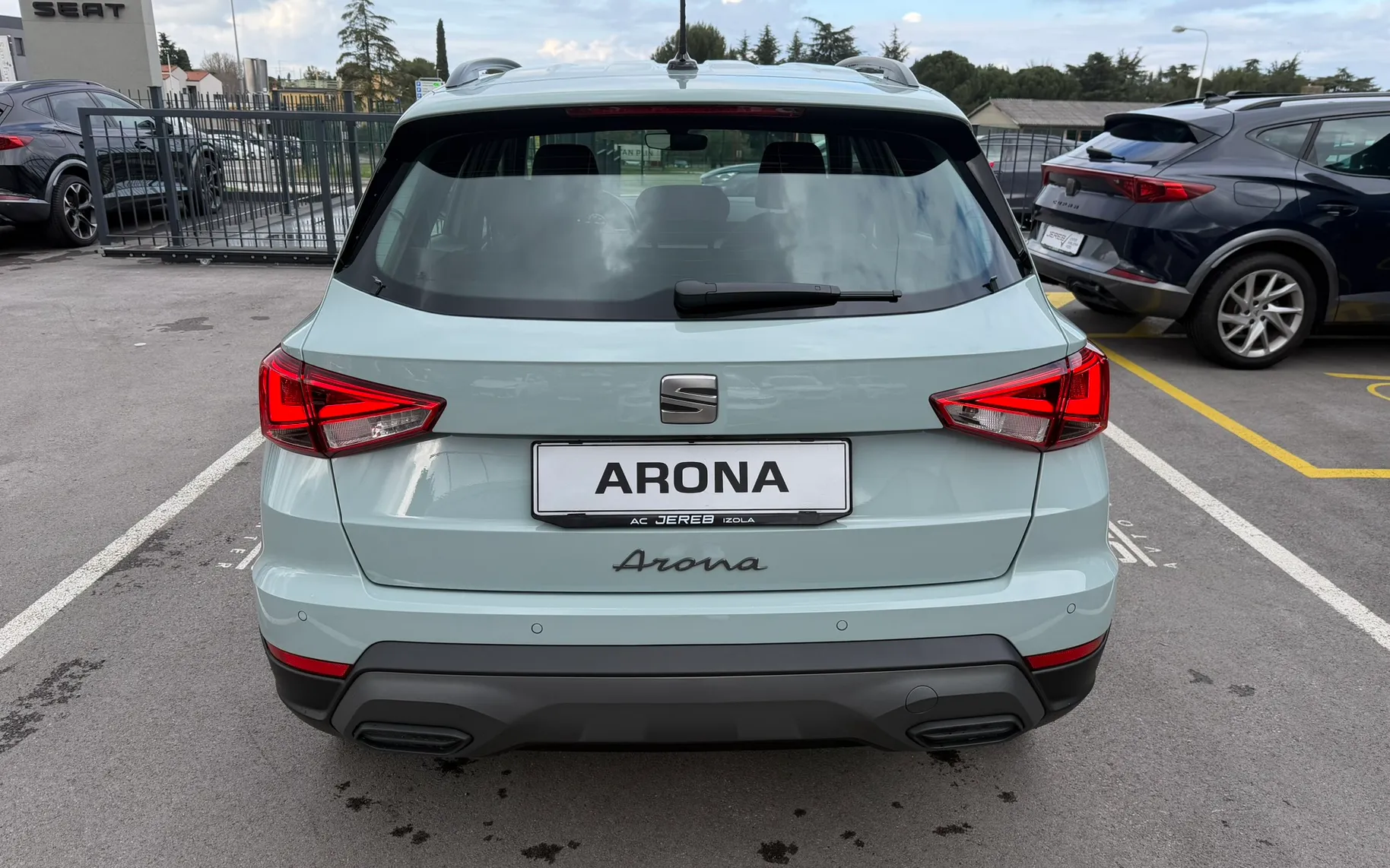 Zunanja slika - Seat Arona - Ibiza 1.0  Eco TSI 85KW STYLE DSG - 4