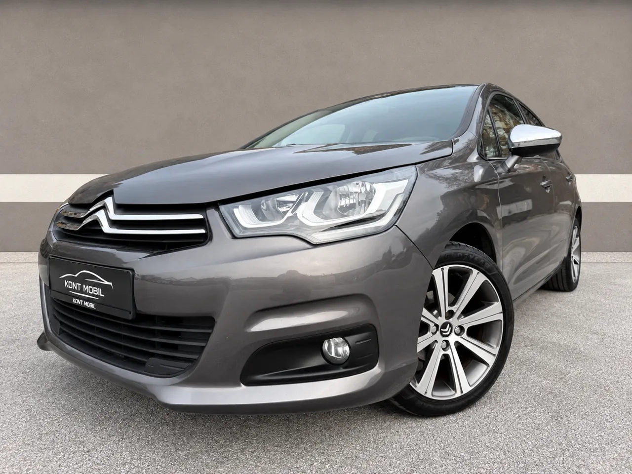 Zunanja slika - Citroën C4 - 1.6 BlueHDi SHINE 1.LASTNICA SLO.VOZILO NAVI ALU17 - 1