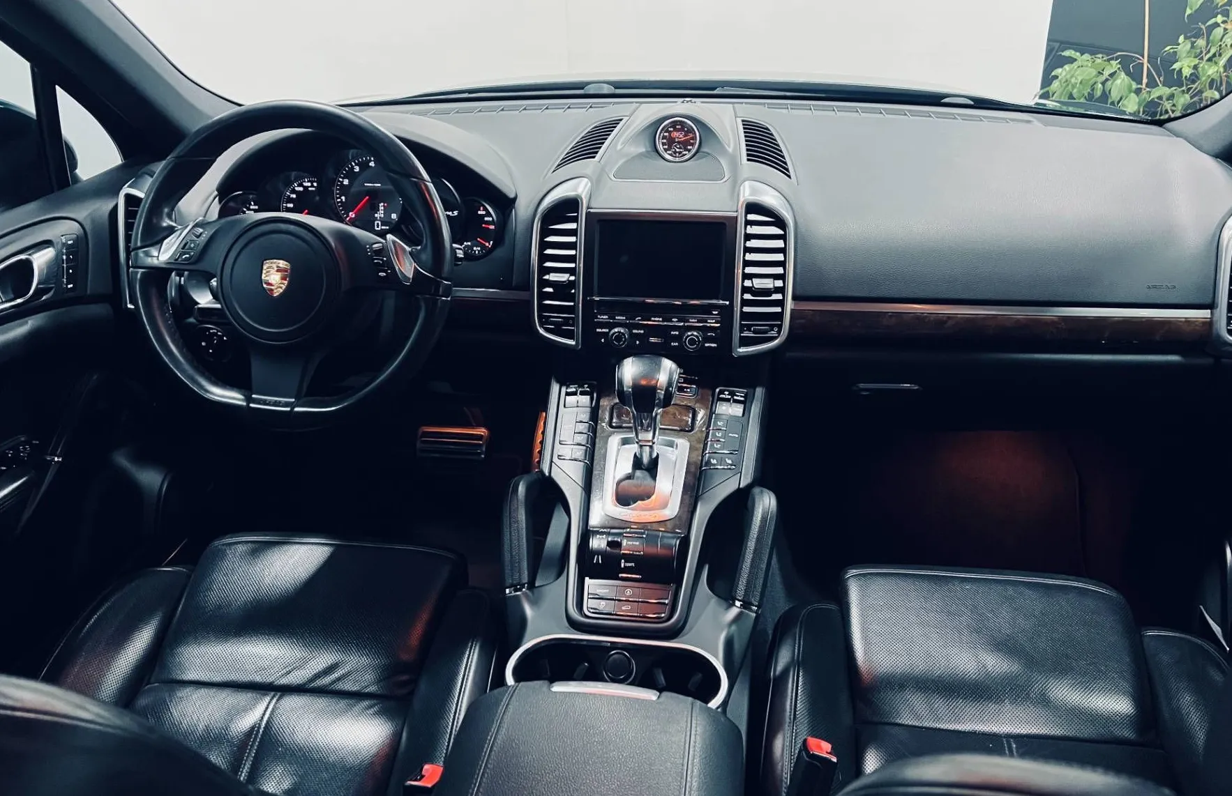 Zunanja slika - Porsche Cayenne - S 4.8 V8... - 6