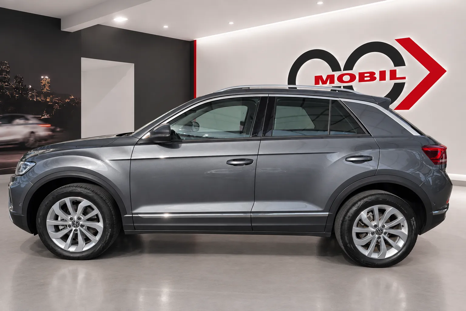 Notranja slika - Volkswagen T-Roc - 2.0 TDI Style DSG - IQ Light.virtual.kamera.asist - 8