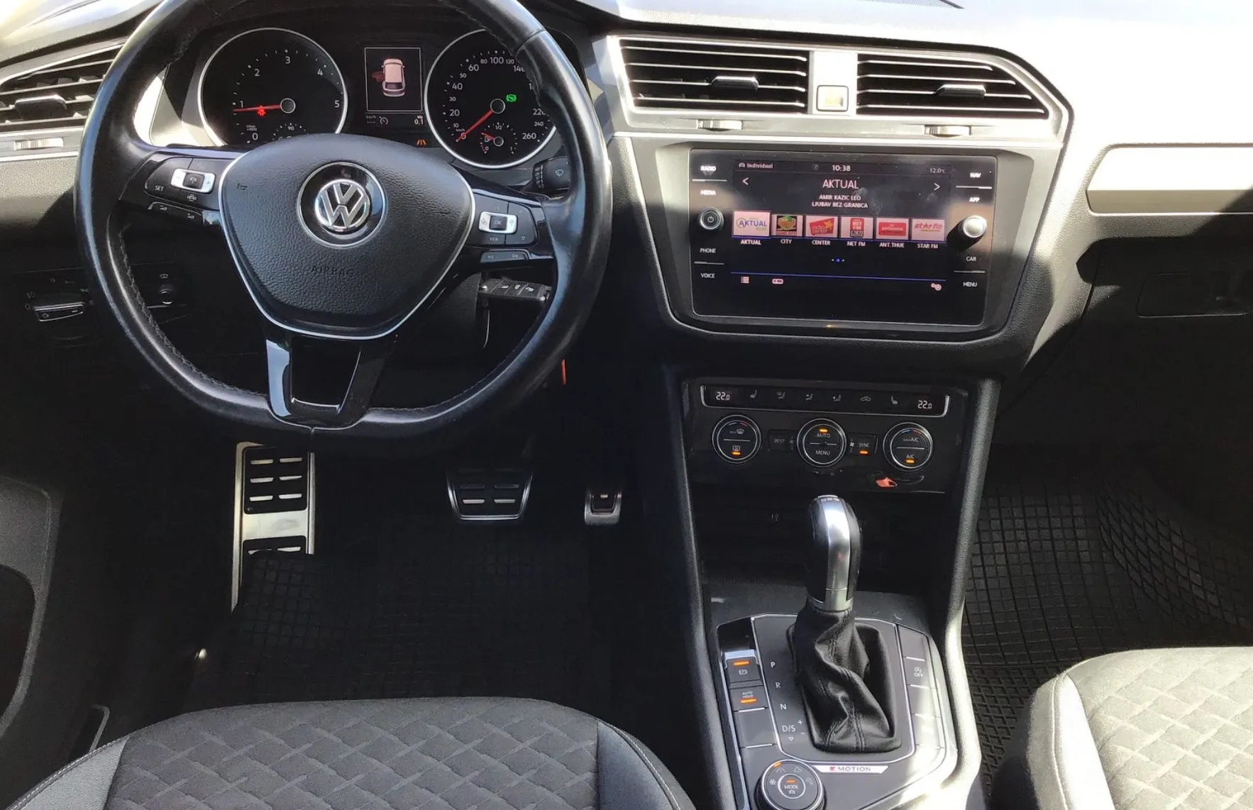 Zunanja slika - Volkswagen Tiguan - 4motion 2.0 TDI BMT Comfortline DSG - 11