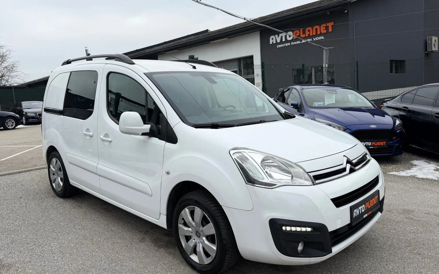 Zunanja slika - Citroën Berlingo - 1.6 BlueHDi SHINE SLO 2.LASTNIK AVTO.KLIMA - 6