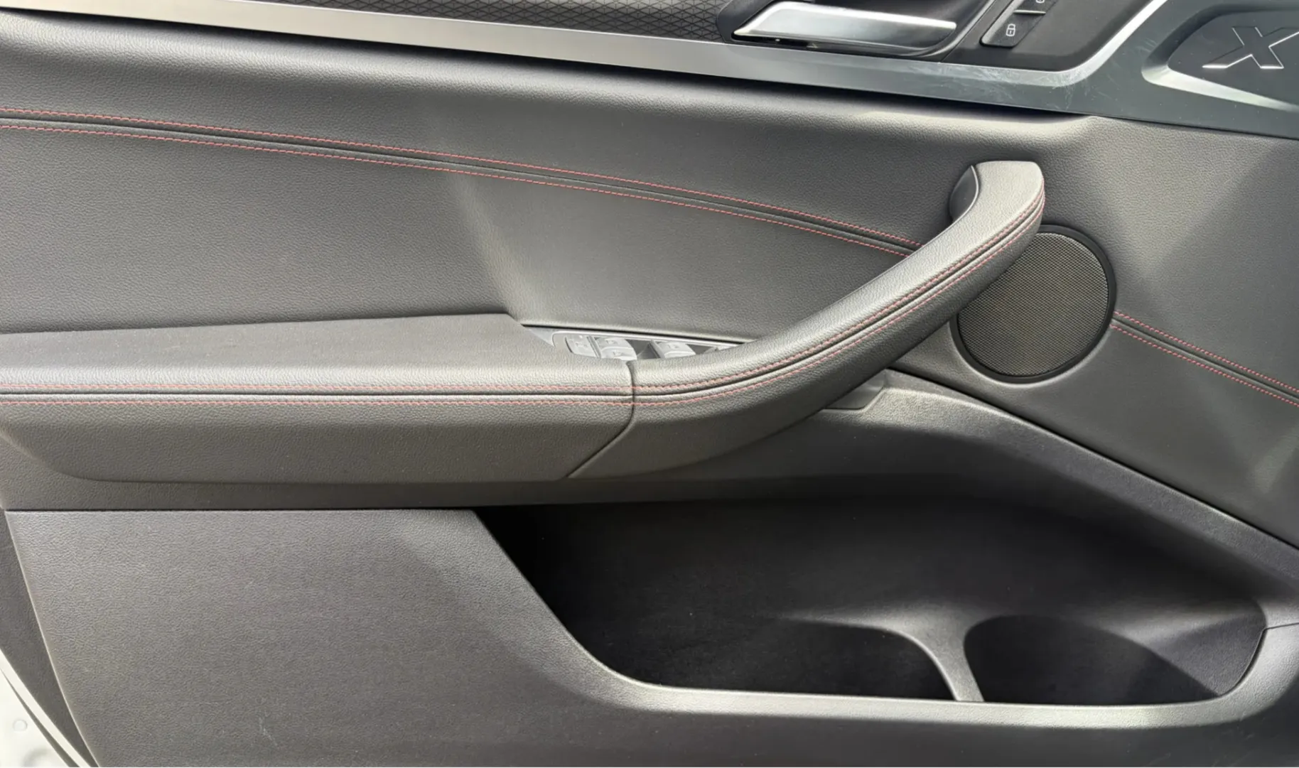 Zunanja slika - BMW X4 - serija :  xDrive30d M Sport X Avt. LED-KLJUKA-HUD - 15