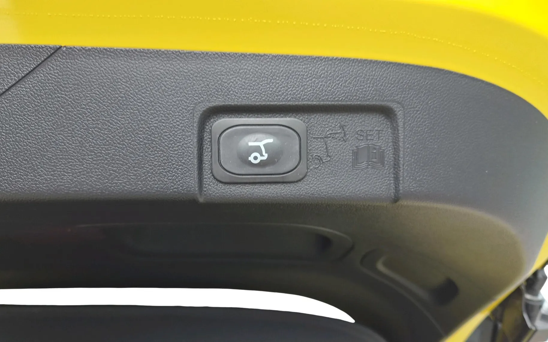 Zunanja slika - Ford Puma - Gen-E 43 kWh Premium-SLO-RADAR-BLIS-LINE-360o-ZIMS - 10