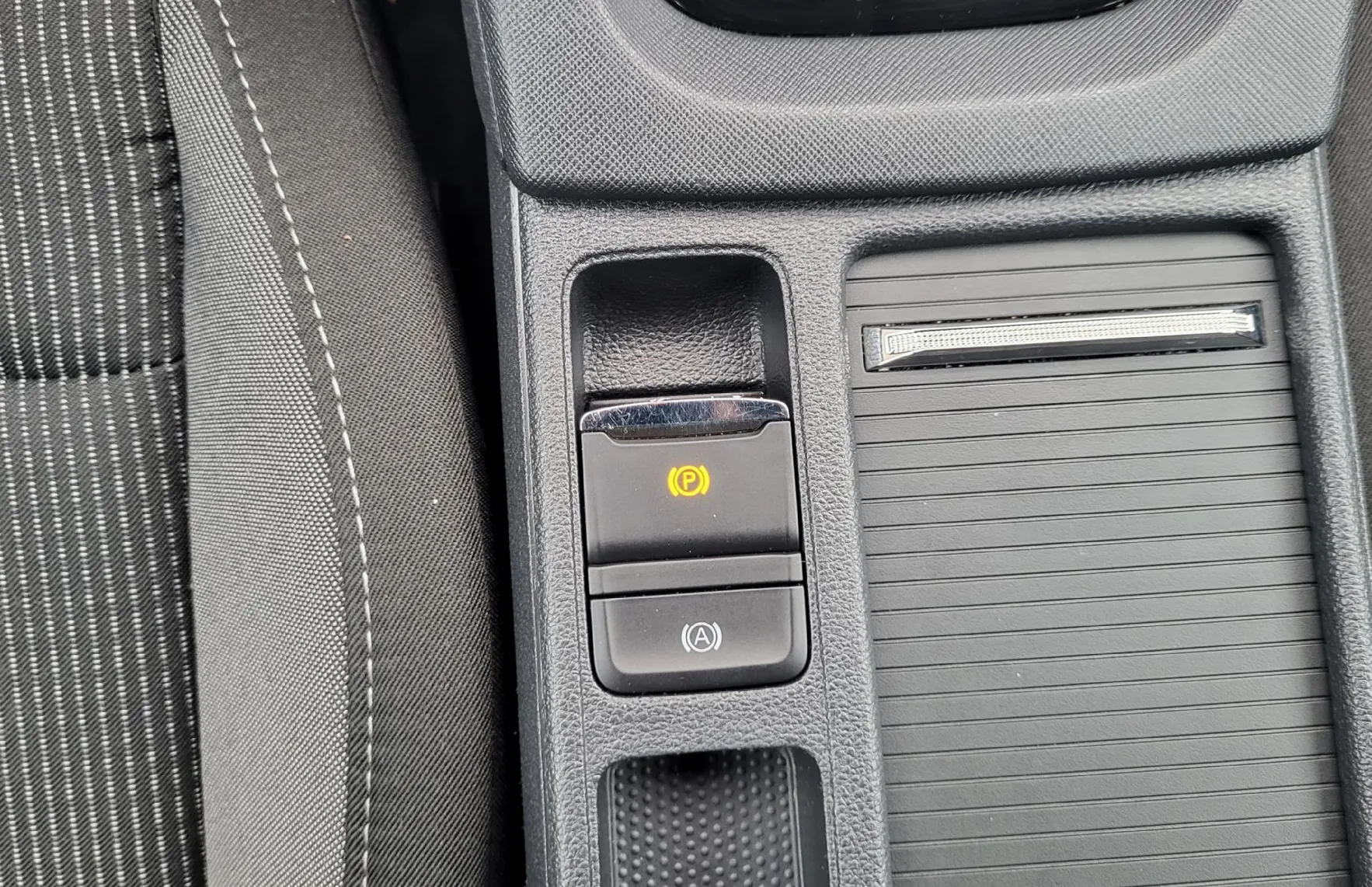Zunanja slika - Škoda Octavia - 1.0 TSI slo-1 last-tov.gar-alu-pdc-el.paket-acc-.. - 14