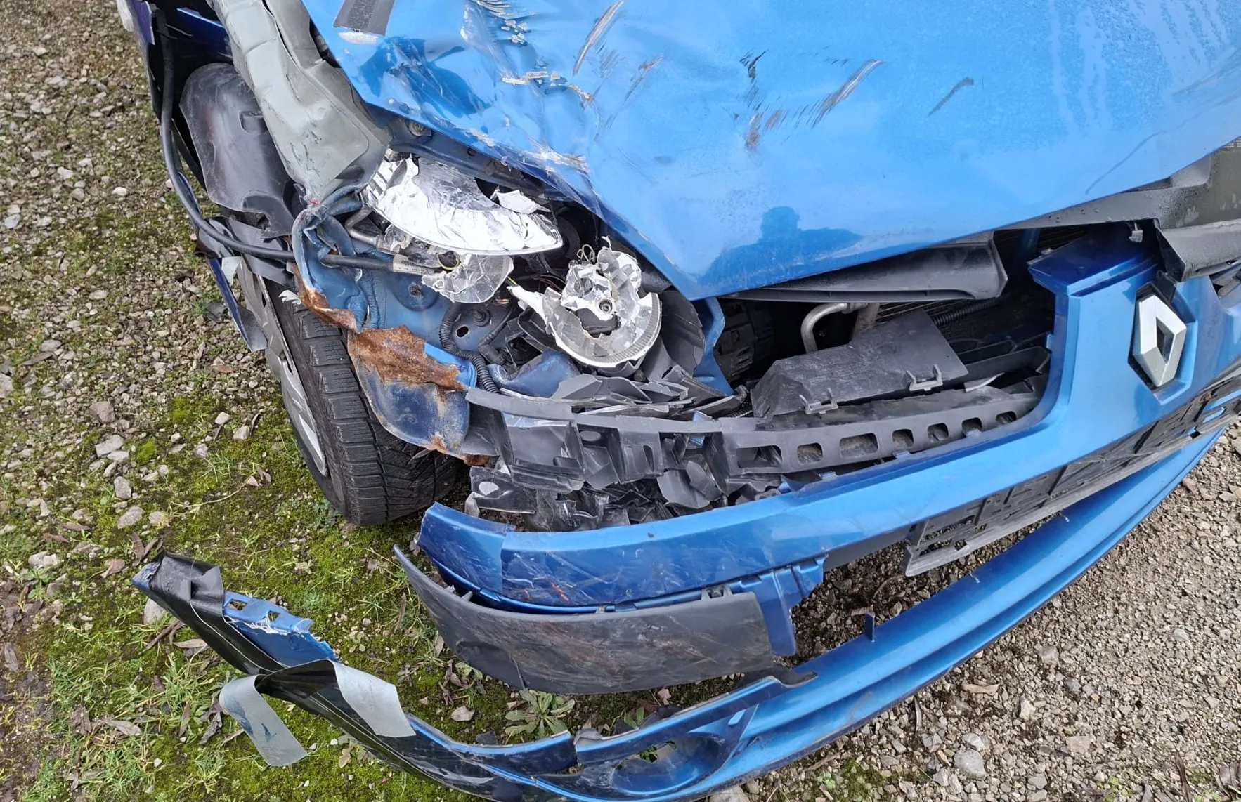 Zunanja slika - Renault Clio - EXTREME 1.2 16v 5V - 7