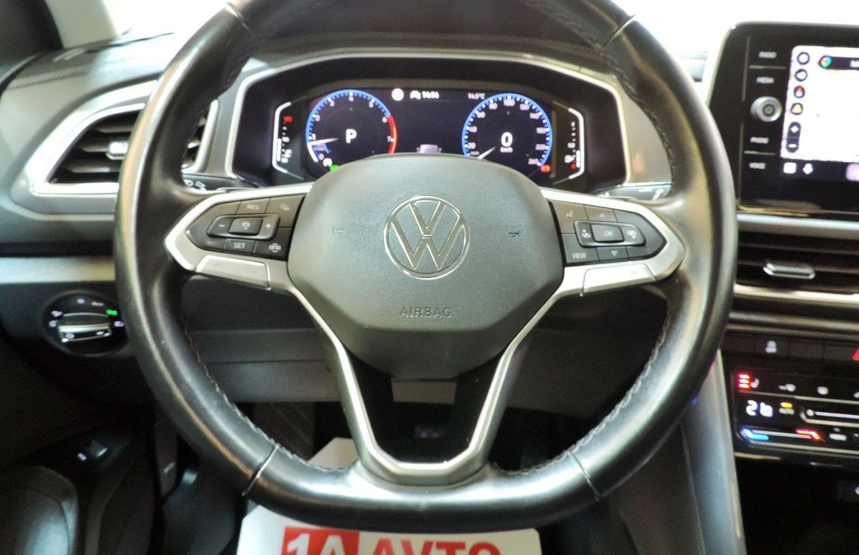 Zunanja slika - Volkswagen T-Roc - 1.5 TSI BMT Style DSG ACC-LED-KAMERA - 14