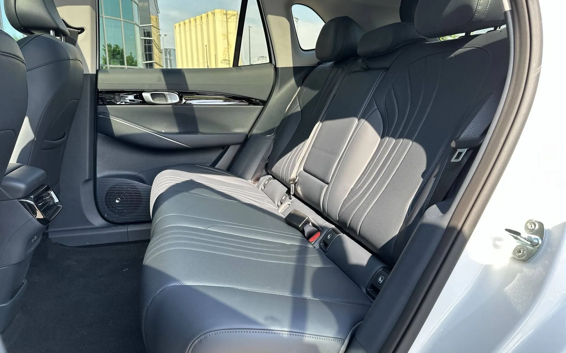 Notranja slika - Geely EX5 - MAX - 11