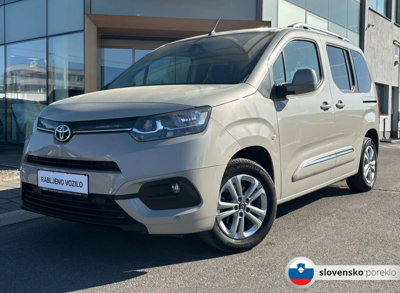 Zunanja slika - Toyota Proace - City Verso 1.2 SLO-1.LAST.-PDC-KAMERA-TEMPOMAT - 1