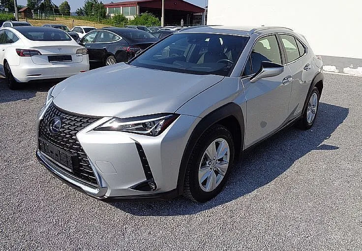 Zunanja slika - Lexus UX - 250h HYBRID - samo 68.299 kilometrov - 1