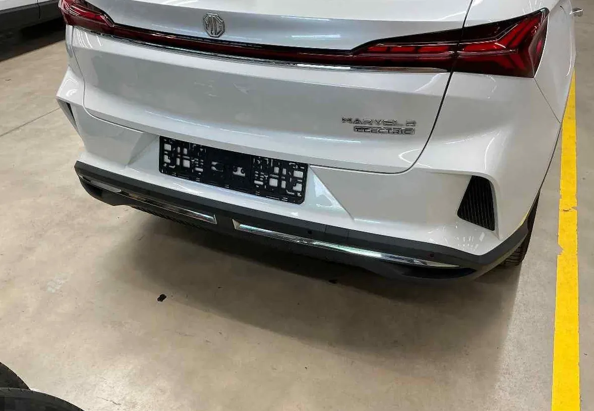 Zunanja slika - MG Marvel R - MG  Luxury.NEMŠKI+4ALU.KAMERA.LED.PANORAMA.USNJE - 13