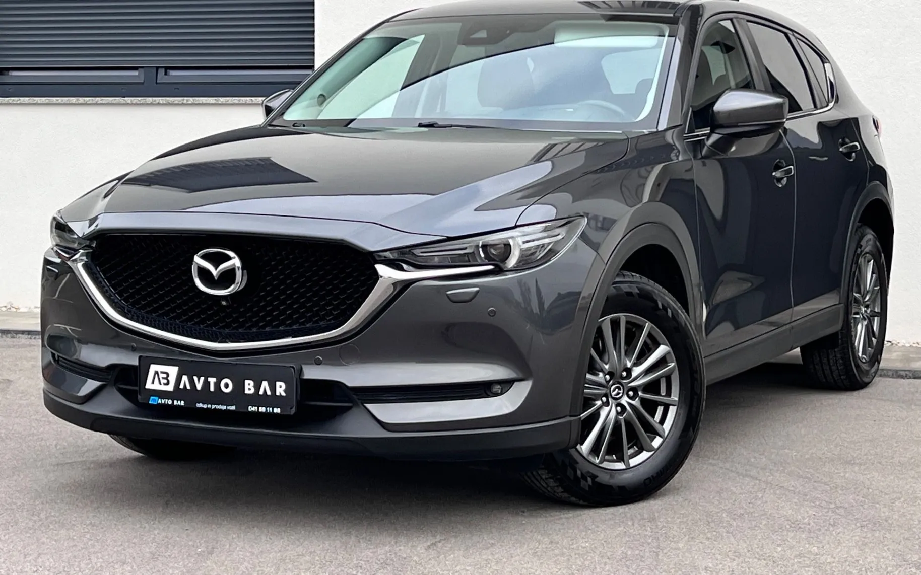 Zunanja slika - Mazda CX-5 - 2.2 CD+TAKUMI+4WD+1.LAST+SLO+NAVI+HEAD UP - 1