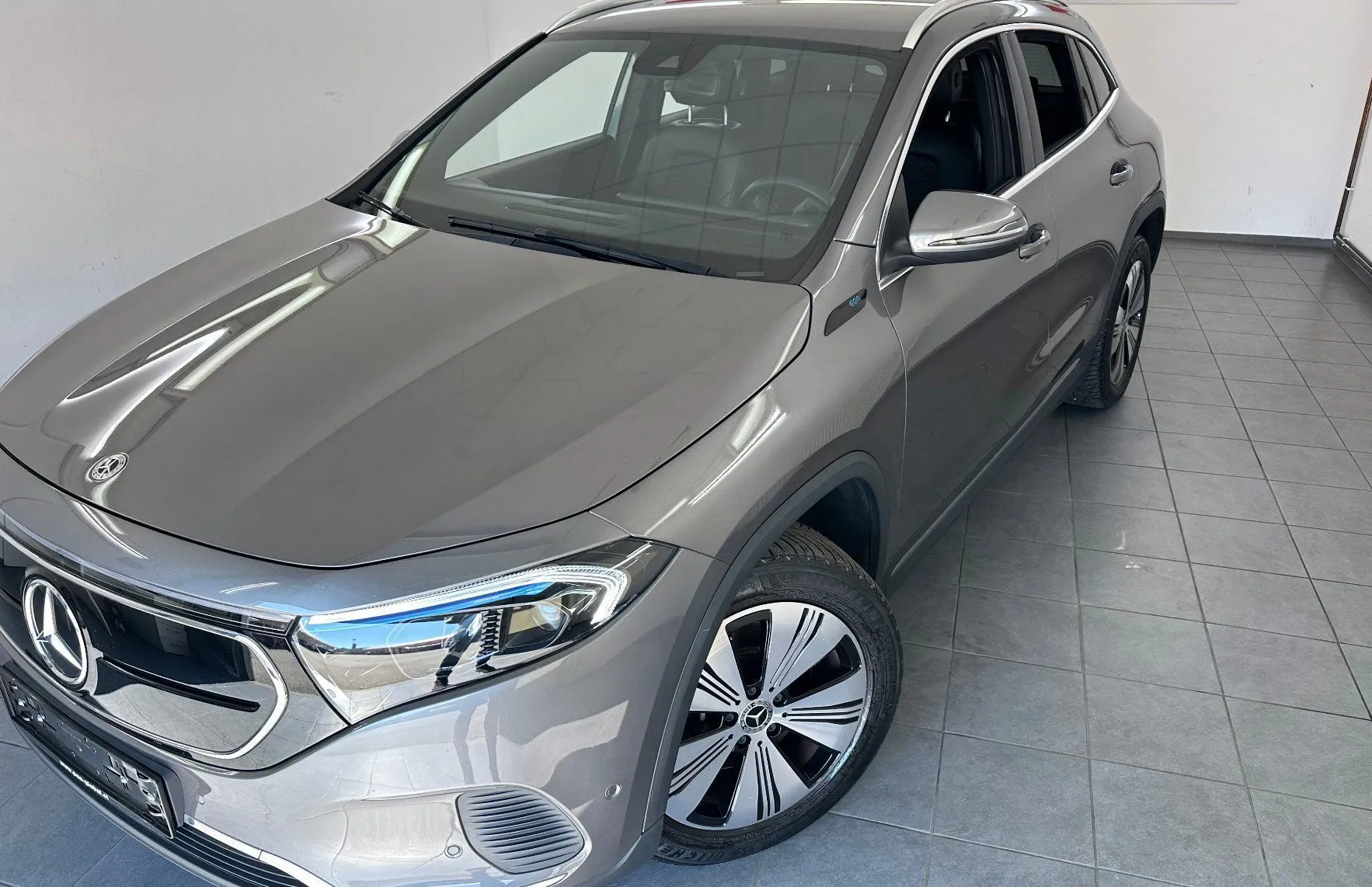 Zunanja slika - Mercedes-Benz EQA - 250 Progressive.KAMERA.NAVI.LED.USNJE.78.000 KM - 1
