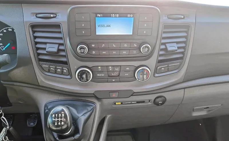 Zunanja slika - Ford Transit Custom - 2.0TDCI TREND-SLO-2XKLIMA-9X SEDEŽI-FORD JAMSTVO - 9