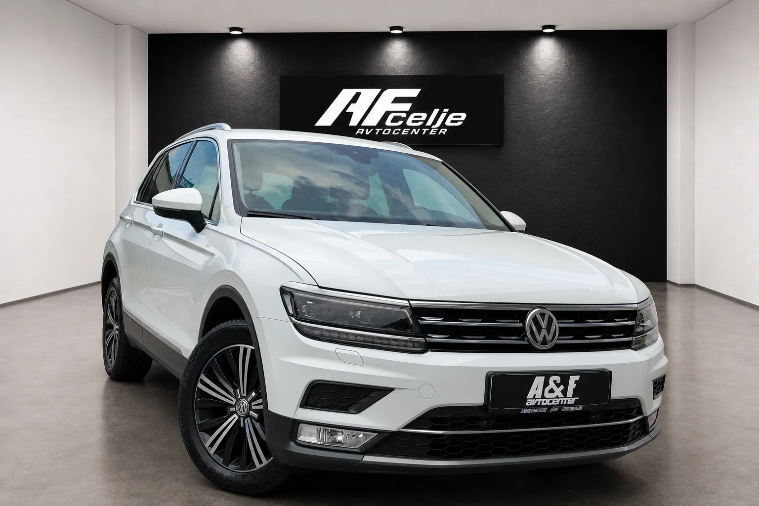 Zunanja slika - VW Tiguan - 2.0 TDI-DSG-H LINE-145.000km-LIZING ZA TUJCE-ACC- - 3
