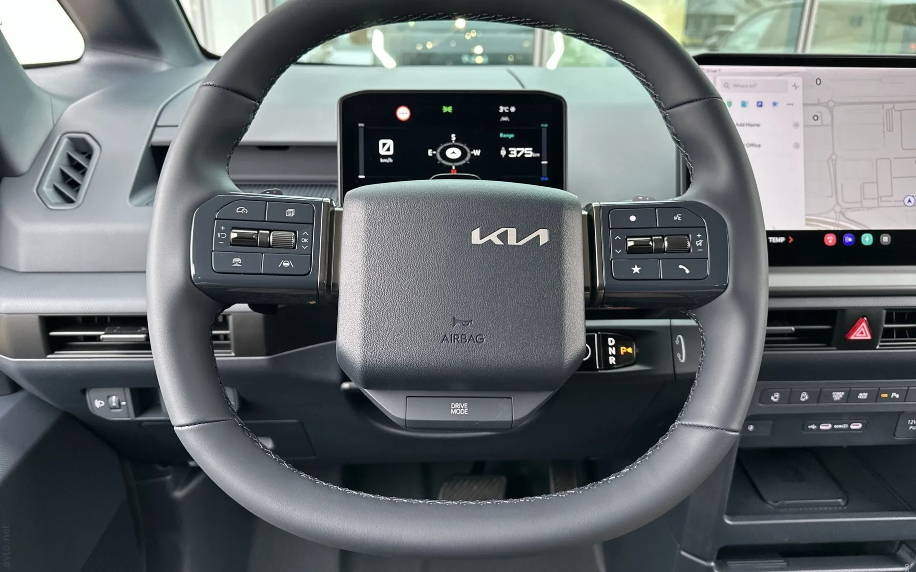 Notranja slika - KIA PV5 - 71.2 kWh baterija 120 kW 163 KS  Quantum - 13