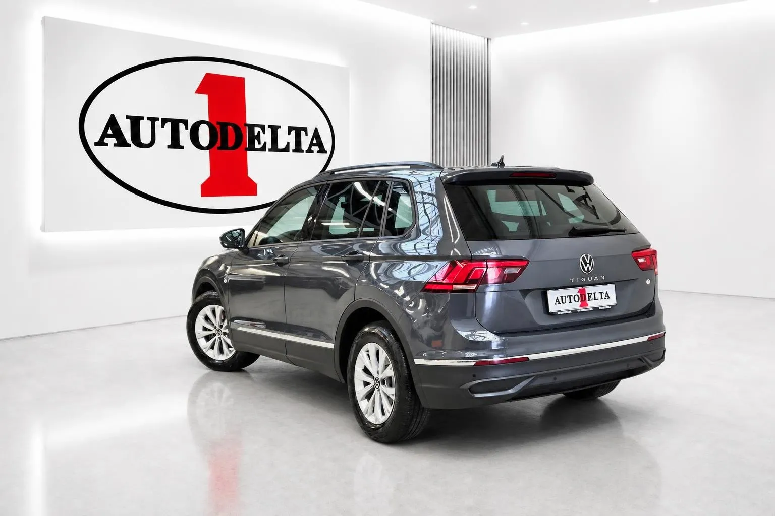 Zunanja slika - Volkswagen Tiguan - 2.0 TDI BMT Life - 4