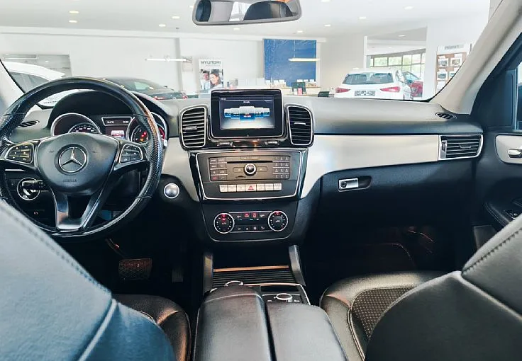 Zunanja slika - Mercedes-Benz GLE-Razred - 350d 4MATIC-PANOR-VL.KLJ-LED-TEMP-EL.SED-VIDEO - 6