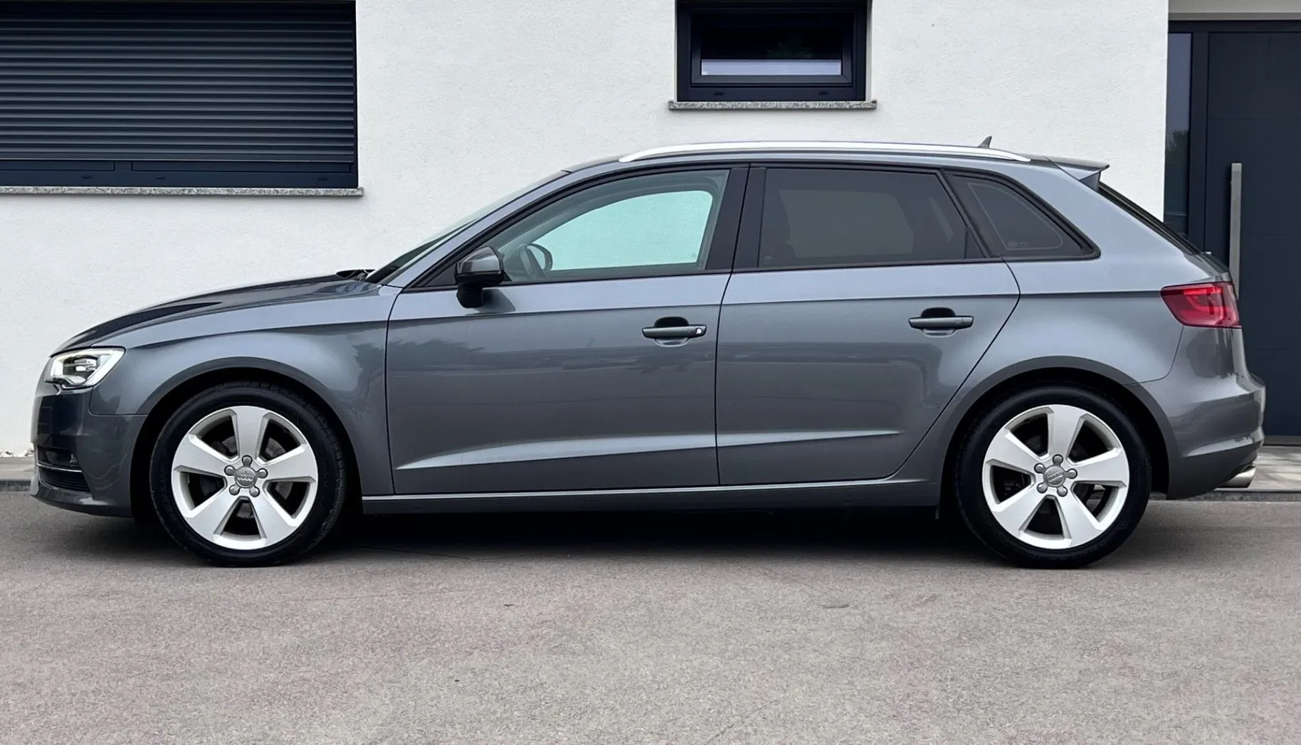 Zunanja slika - Audi A3 - Sportback 2.0 TDI+NAVI+TEMP+S-tronic - 4