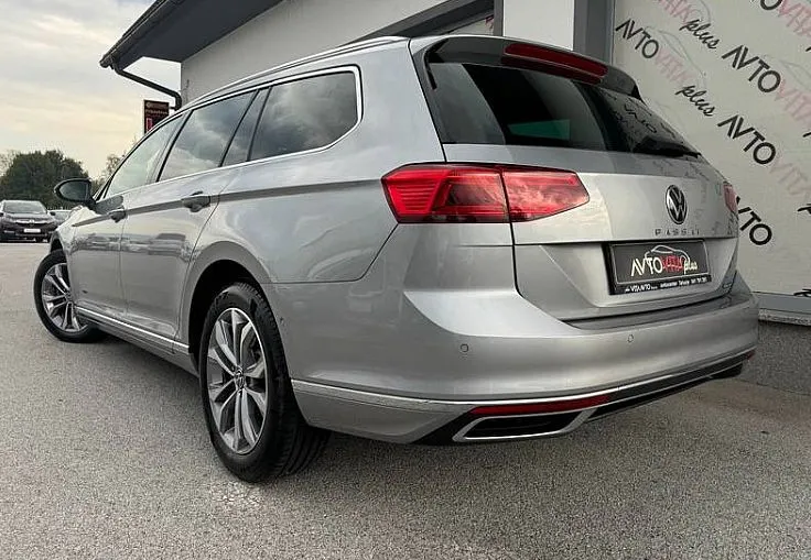Zunanja slika - Volkswagen Passat - Variant 2.0 TDI BMT SCR 4X4. Highline avt. Led Navi Kame - 5