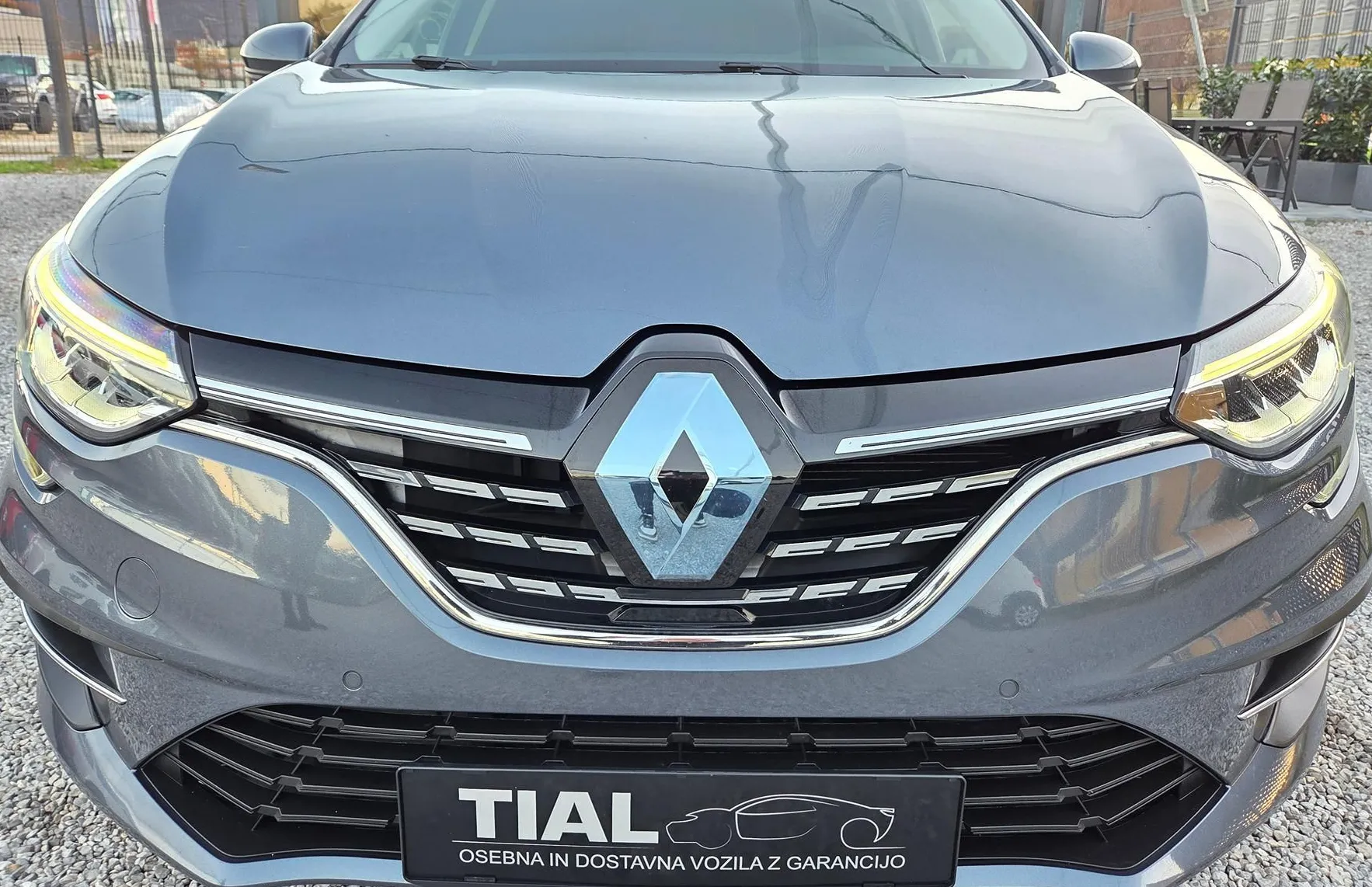 Zunanja slika - Renault Mégane - Megane 1.6 AVT ELEKTRIKAHYBRID-VIRTUAL-LED-NAVI-ACC-2XPDC - 2